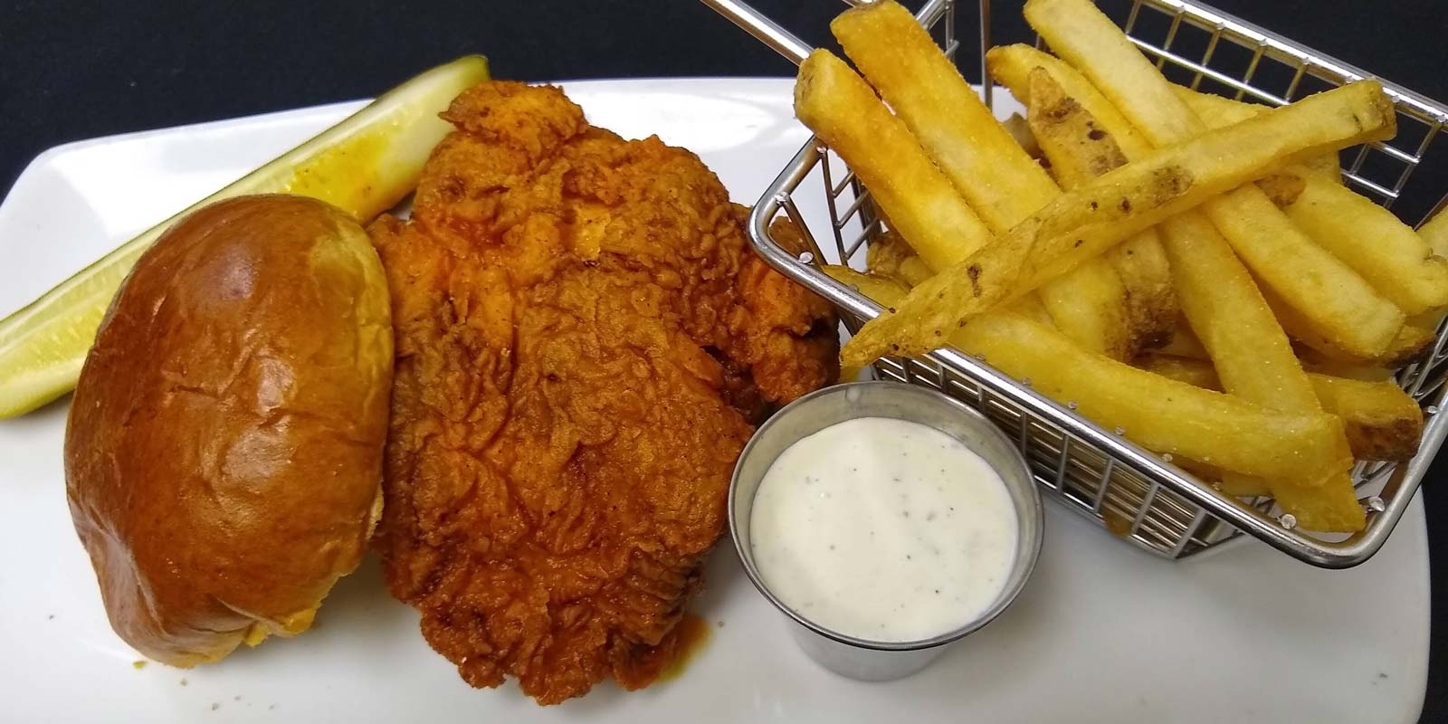 lunch-chicken-sandwich