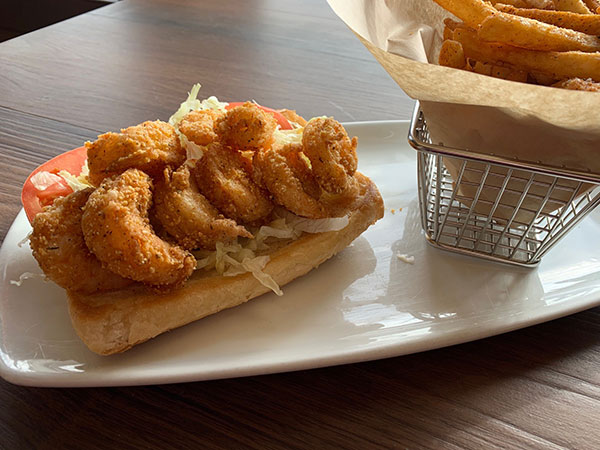 po-boy-mardi-gras-special-600×450