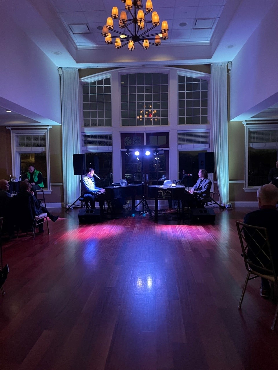 dueling pianos3